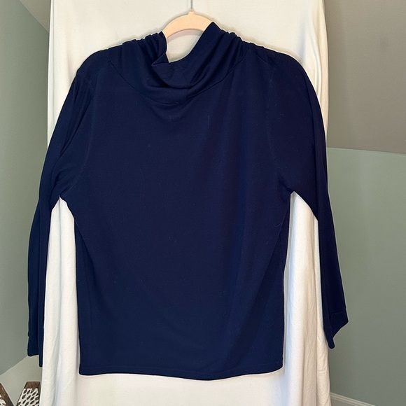 Women's Marvel Navy Blue Superhero Long Sleeve Shirt Size X-Large - Picture 2 of 6